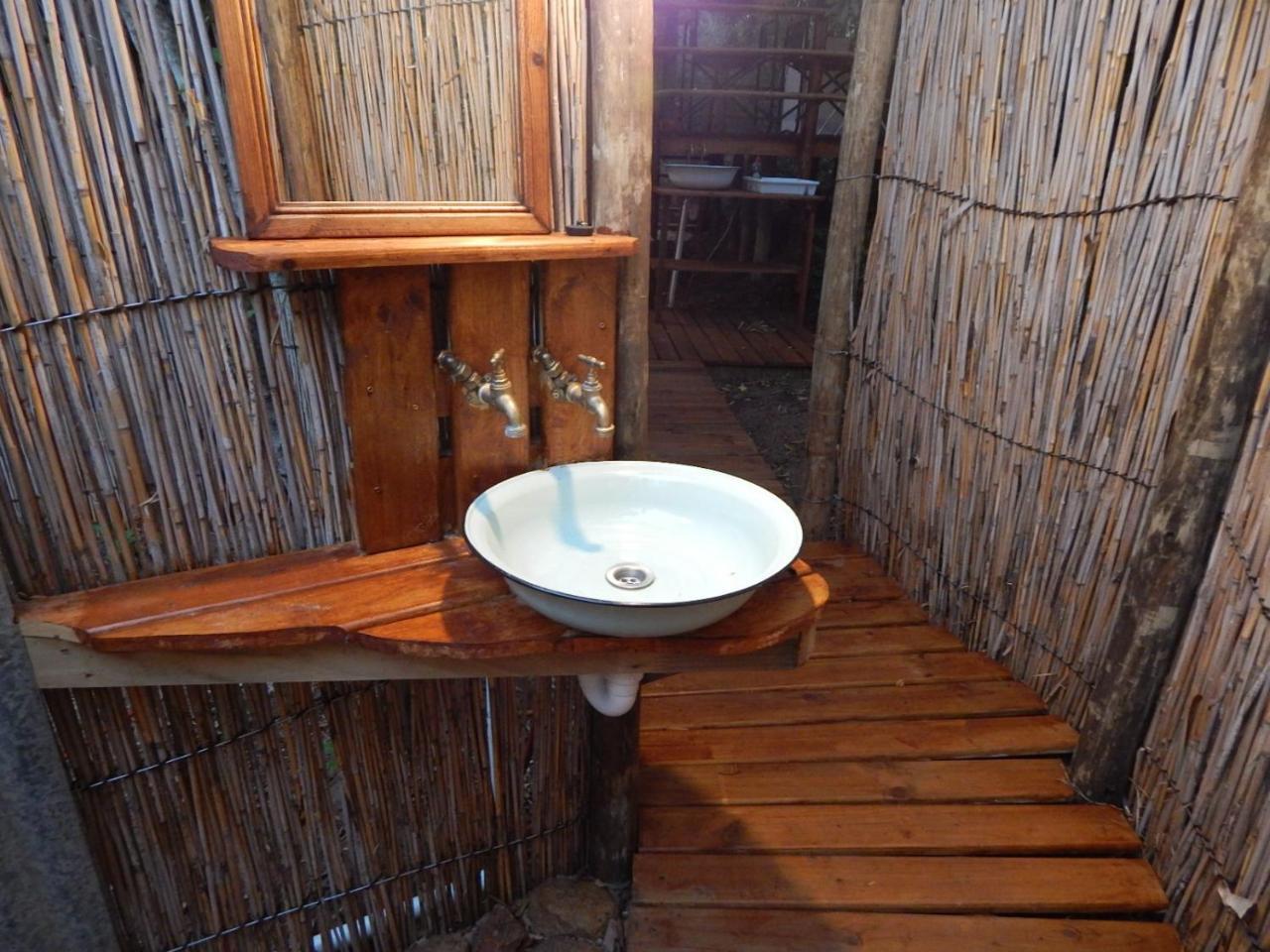 Woodcutter'S Bush Camp At The Old Trading Post Hotell Wildernis Exteriör bild